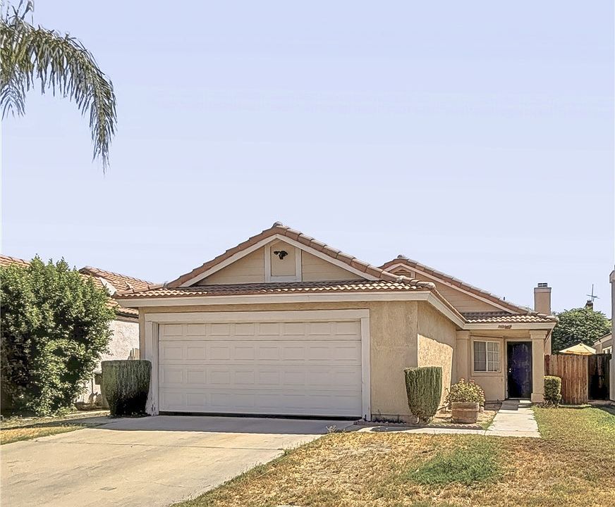 1st image of 1475 Almond Dr