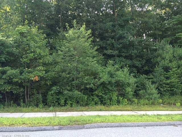 1st image of 28 Cardinal Dr
