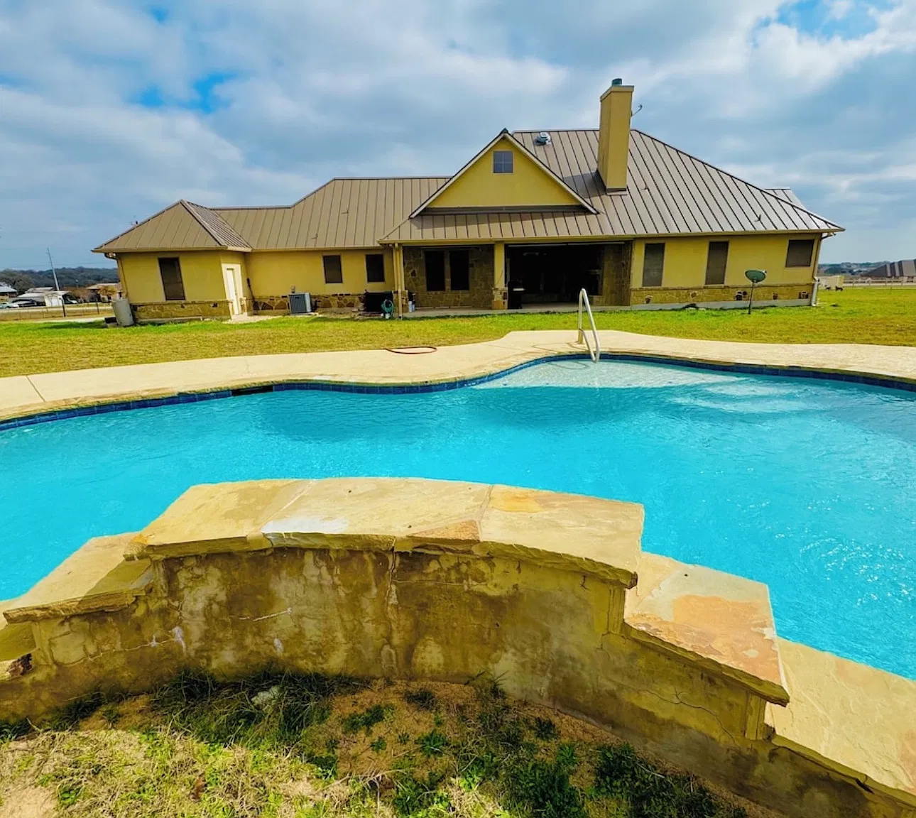 112 Scenic Hills Dr — Photo 1