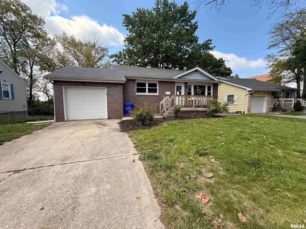 1951 Florida Ct, Decatur, IL 62521