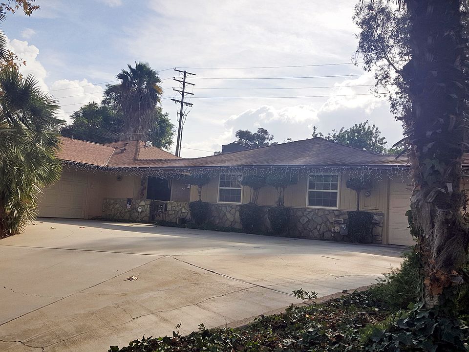 2nd image of 900 Country Club Dr
