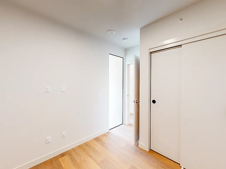 1107 Gladstone Rd NW #407 — Photo 11