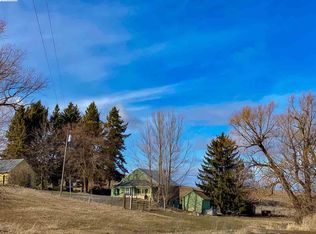 952 Carothers Rd, Pullman, WA 99163