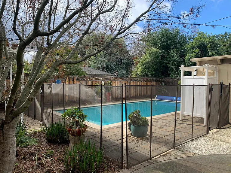 522 Georgia Ave — Photo 24