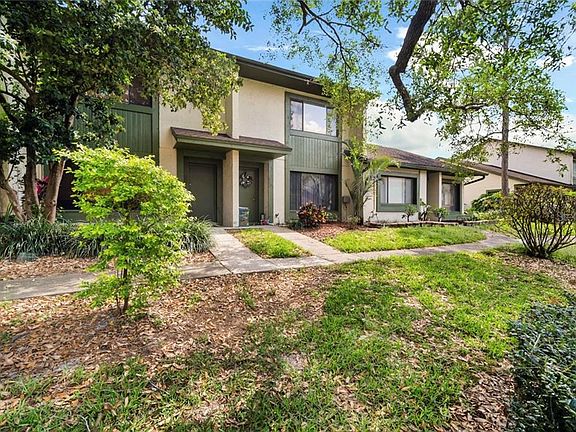 3rd image of 7816 Lemonwood Ct #220