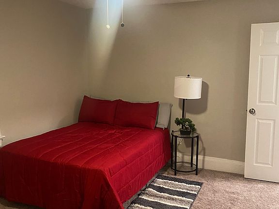 3rd image of 15905 Pythias Ave