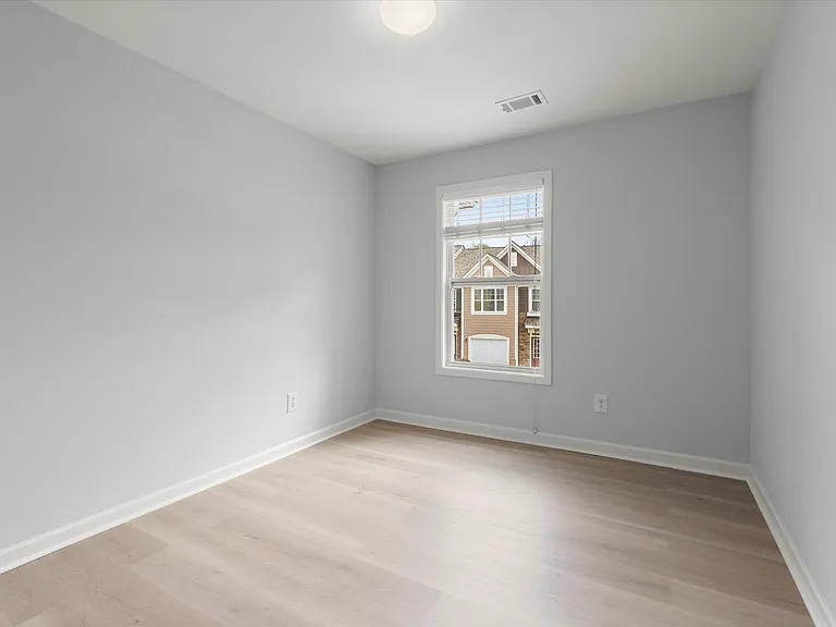 1947 Lakeshore Overlook Cir NW — Photo 27