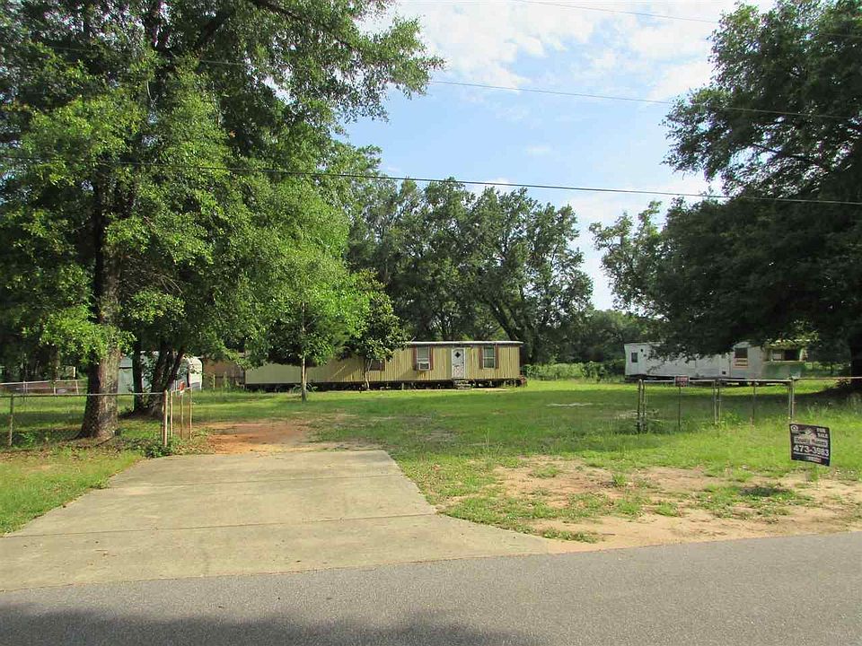1st image of 2047 & 2049 N Roberts Cir
