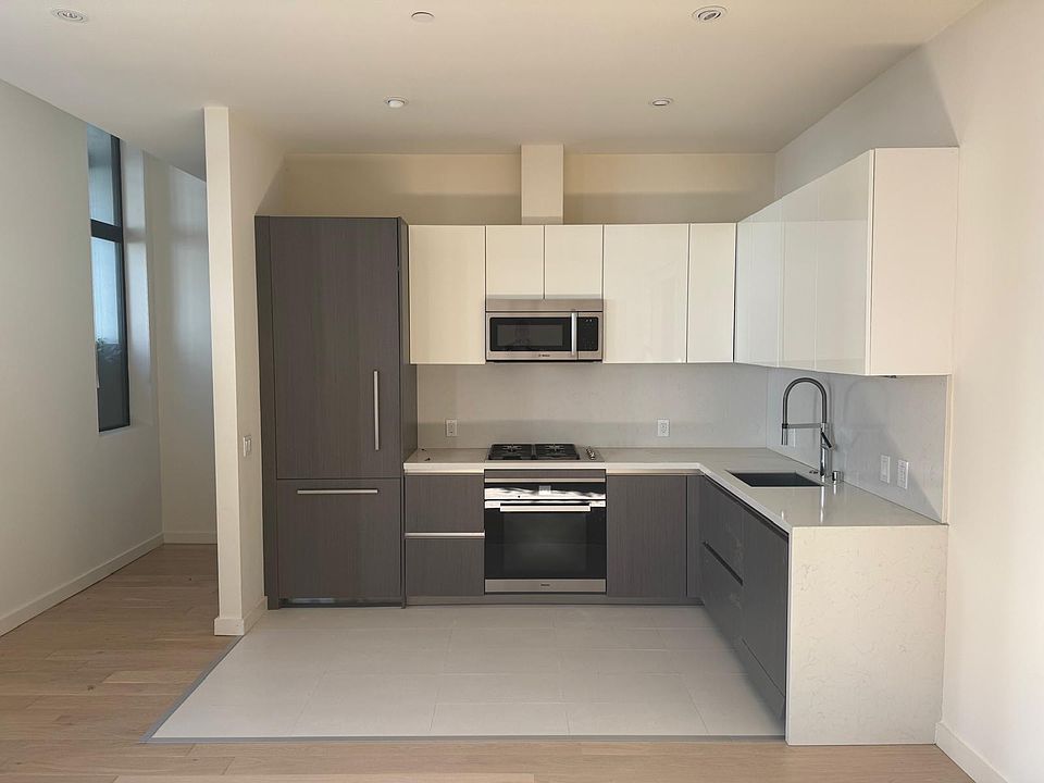 1st image of 1601 Larkin St #101