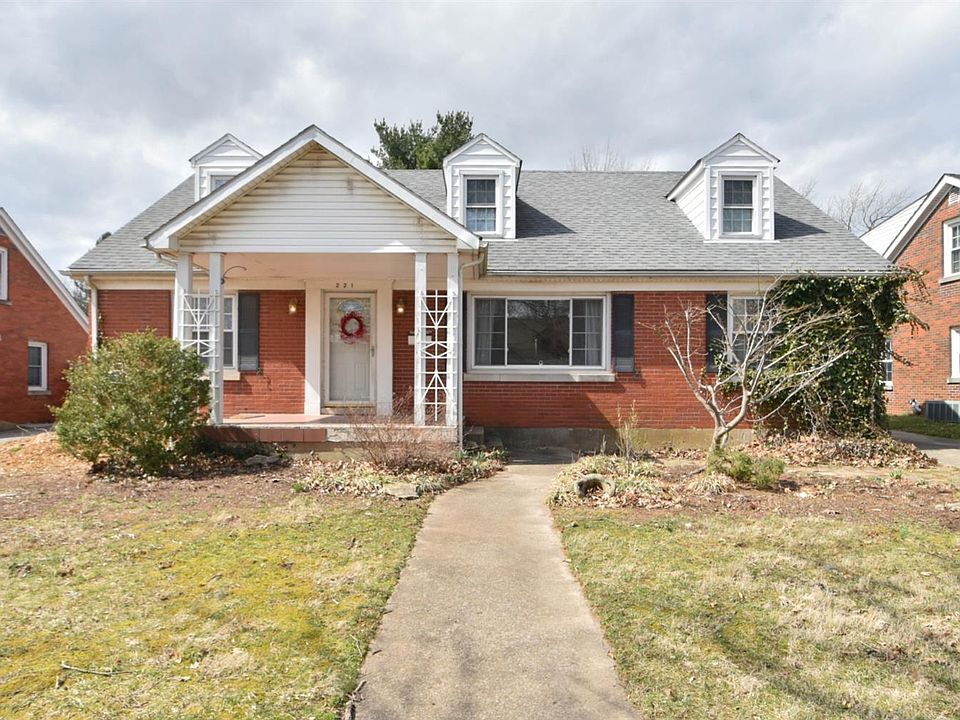 1st image of 221 Boiling Springs Dr