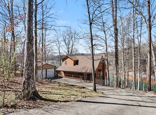 1447 Cove Pointe Rd, La Follette, TN 37766