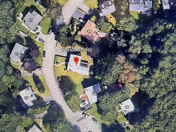 4th image of 12 Roberts Rd