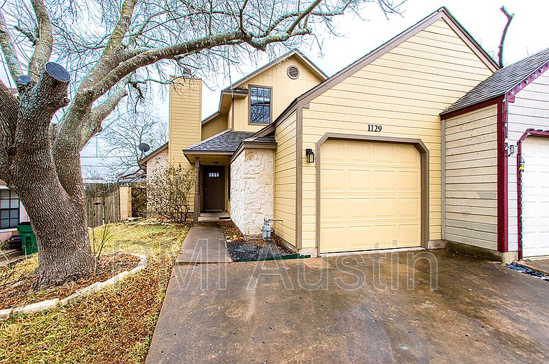 1st image of 1129 Orchard Park Cir