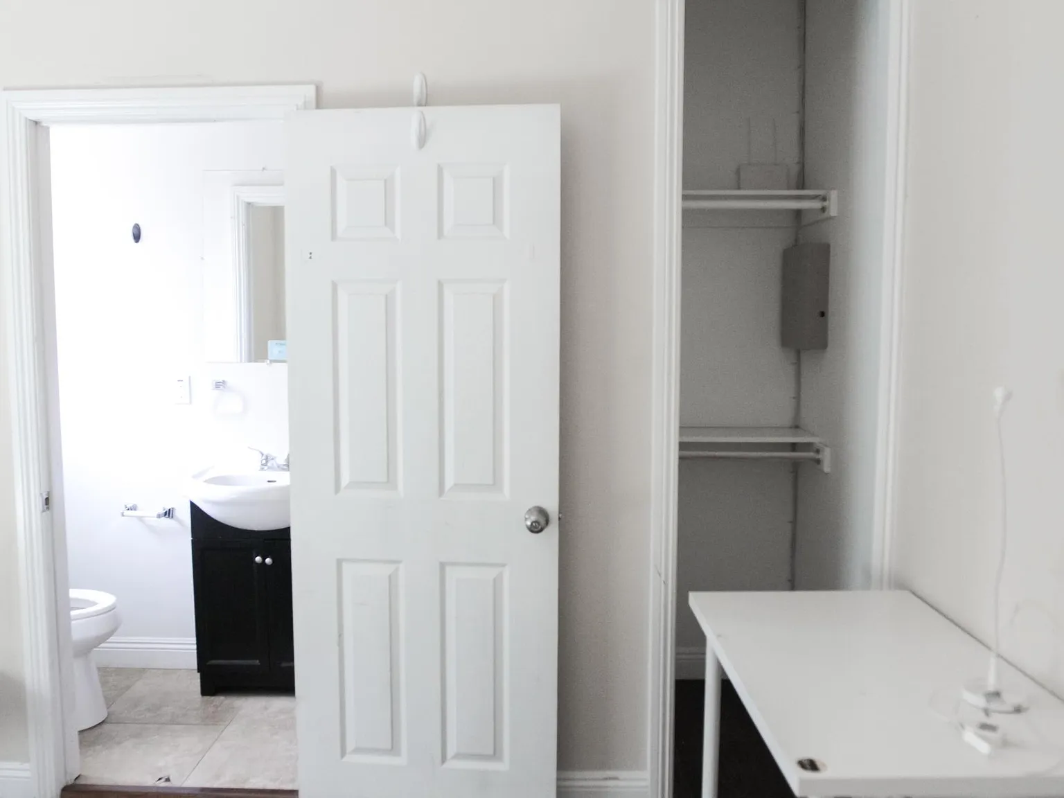 1 bed, 1500 sqft, $1,100 — Photo 2