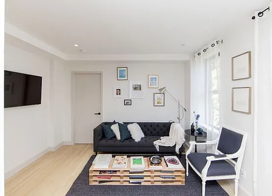 Rented by Bold New York | media 41