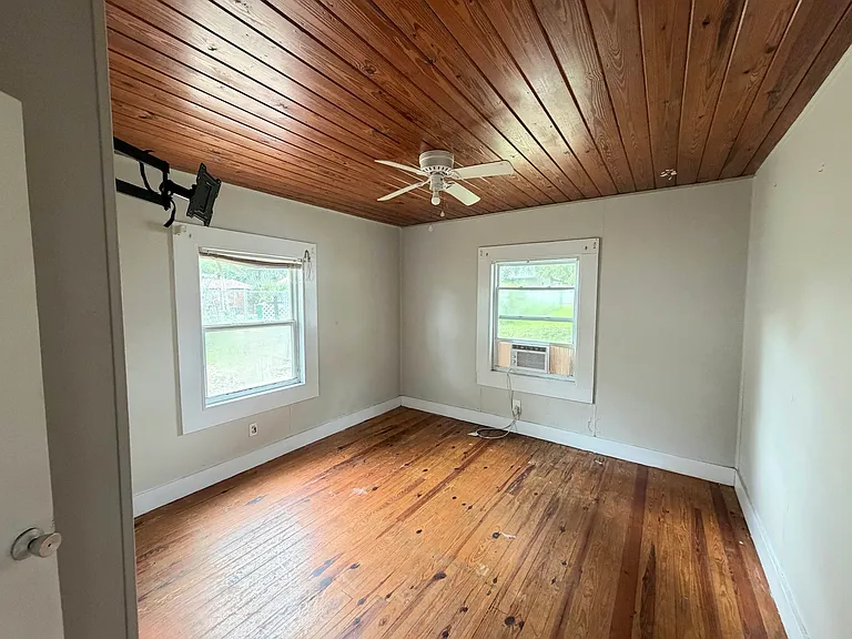 608 Lemon St — Photo 7