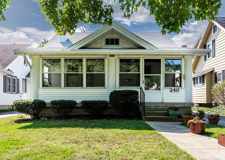 1st image of 240 Peach Orchard Ave