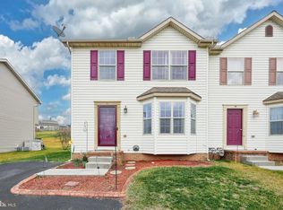 84 Hemlock Dr, Hanover, PA 17331