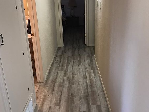 5th image of 2727 Yale Ave