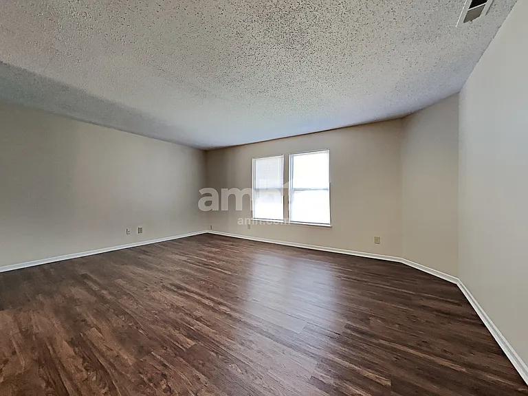 6838 W Stansbury Blvd — Photo 8