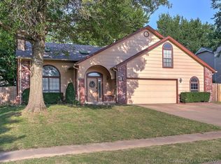 1804 S Butternut Ave, Broken Arrow, OK 74012