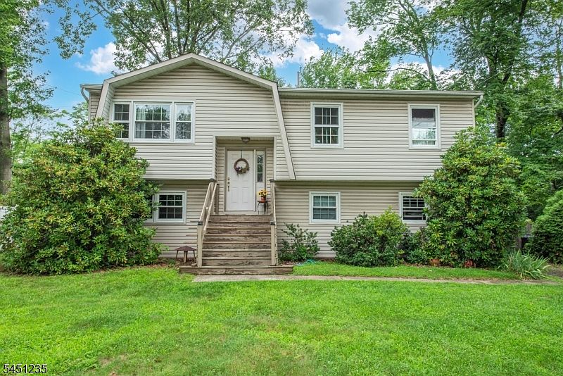 1st image of 21 HALL AVENUE