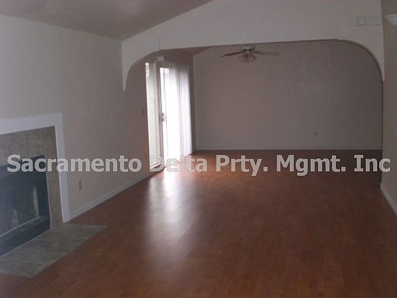 2nd image of 5107 Hoover St