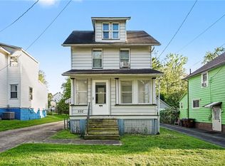 592 Hull St, Sharon, PA 16146
