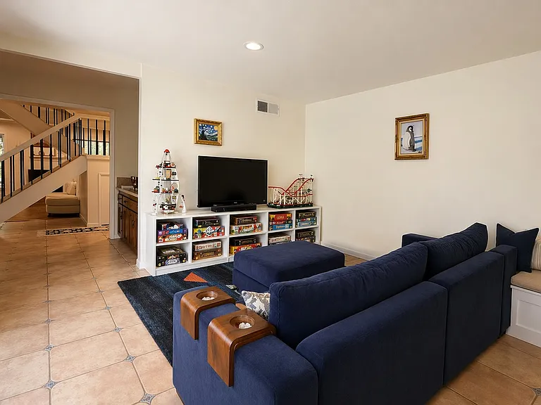 2751 Claray Dr — Photo 15