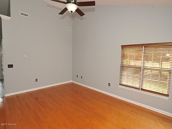 3rd image of 330 Hibiscus Way