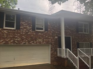 1306 Burbank Trl, Morrow, GA 30260