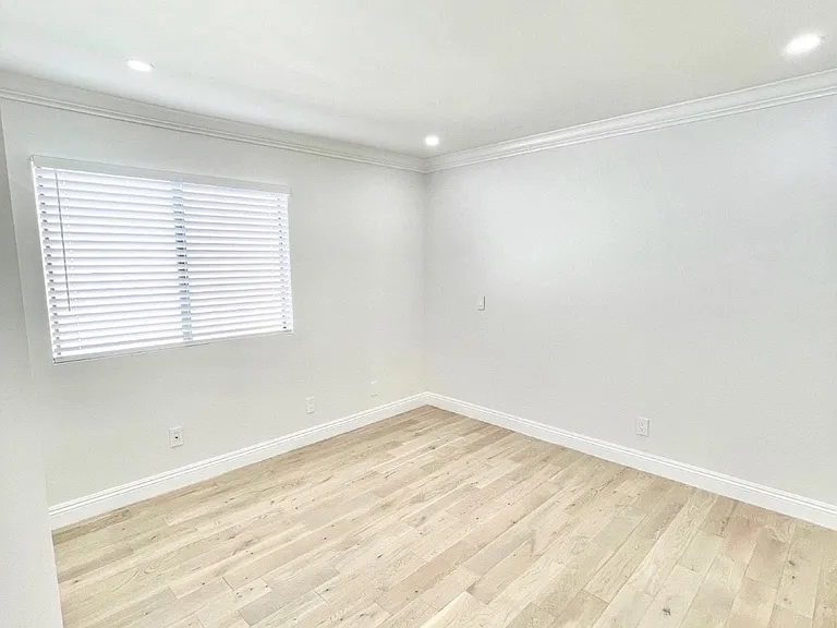 1540 Brockton Ave #204 — Photo 13