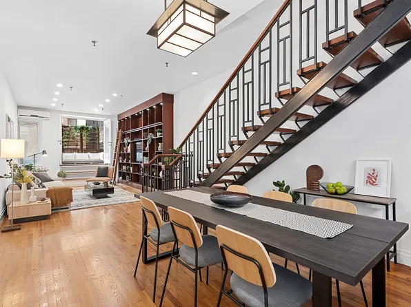 240 West 23rd Street image 1 of 14