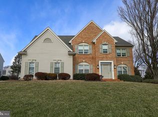 2933 Hearthside Ln, Lancaster, PA