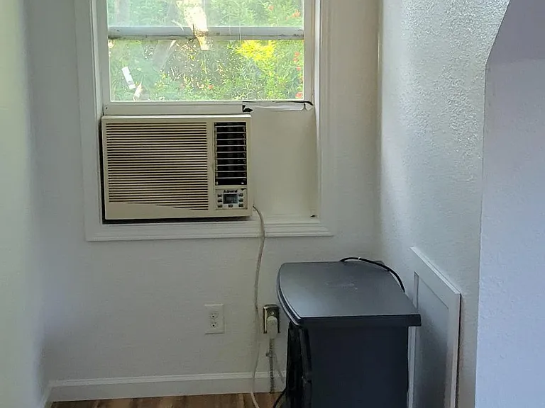 10605 Fair Oaks Blvd — Photo 12