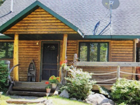 30421 E Bruce Point Rd, Drummond Island, MI 49726