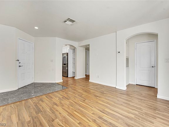 4th image of 1520 Jamielinn Ln Unit 104