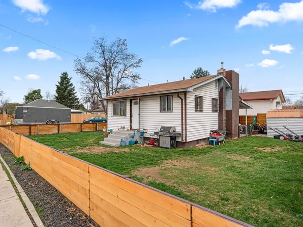 704 NE 5th St, Meridian, ID 83642