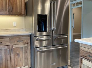 1663 Cascade Ln, Redding, CA 96002