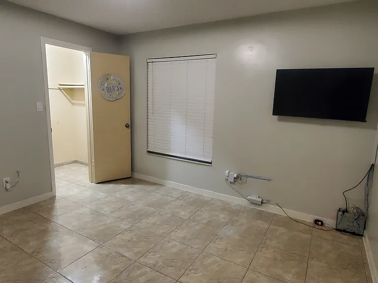 2112 Spice Ave — Photo 16