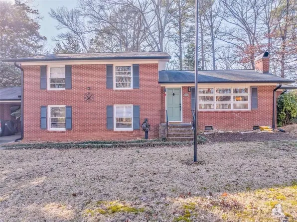 23 Westwood Cir SW, Rome, GA 30165