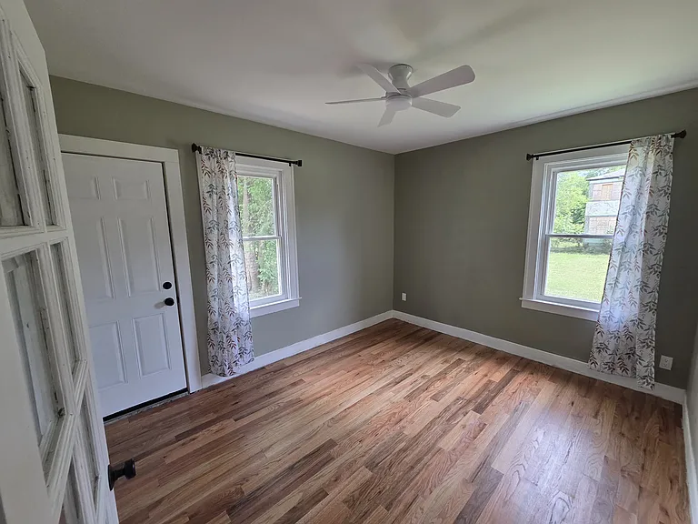3962 Helen St #1 — Photo 10