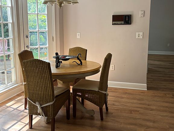4th image of 4278 Joshua Way NW
