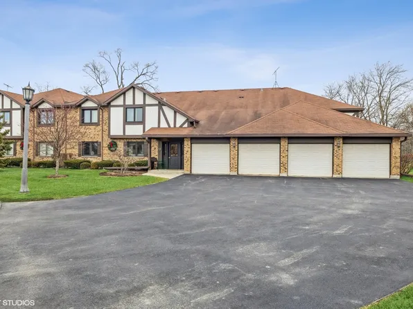 539 Banyon Ln #2C, La Grange, IL 60525