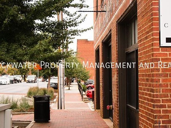 4th image of 1208 Commerce St #301