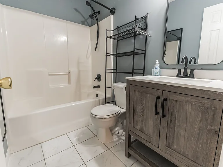 106 Waterfall Dr — Photo 12