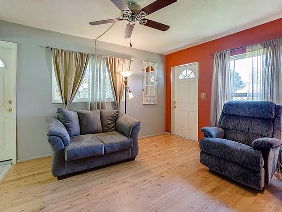 5th image of 14503 Sussex Dr