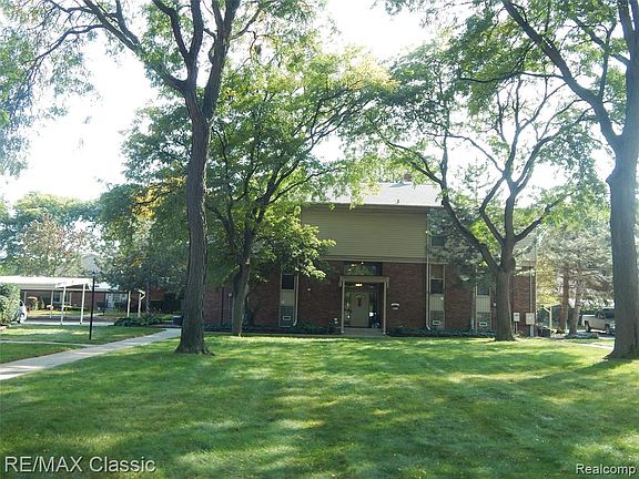 2nd image of 22343 Kinyon St Unit 13