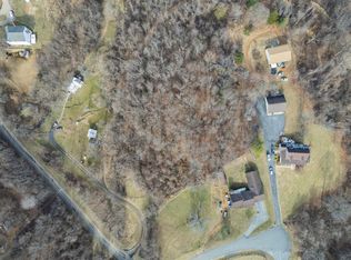 Fox Dr, Front royal, VA 22630