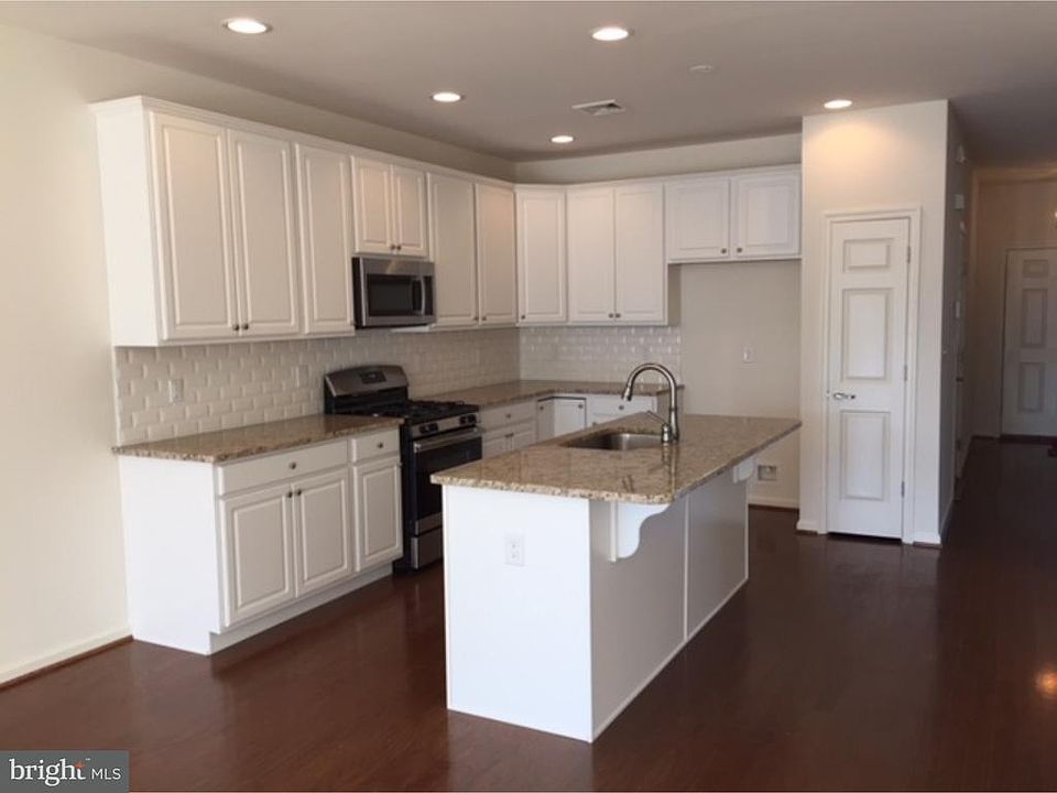 1st image of 15089 Wildflower Way #250